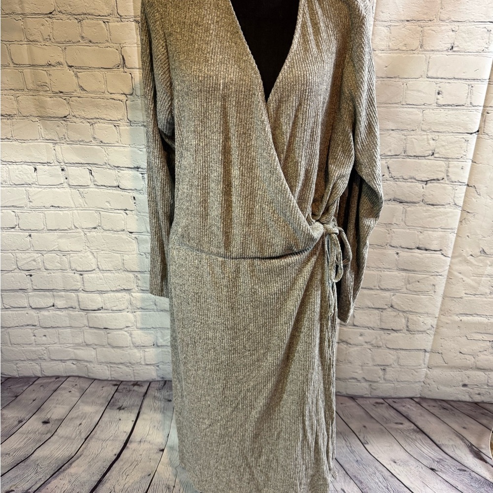Old Navy Long Sleeve Knit Dress - Gray